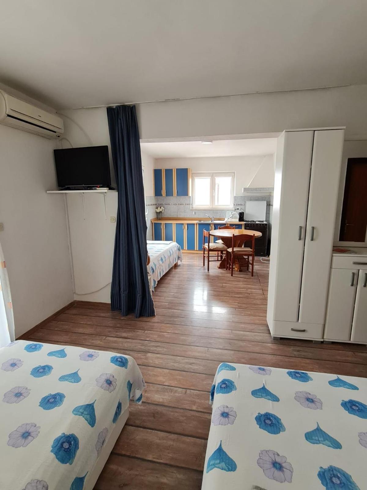 Butkovic 3* Hvar Town