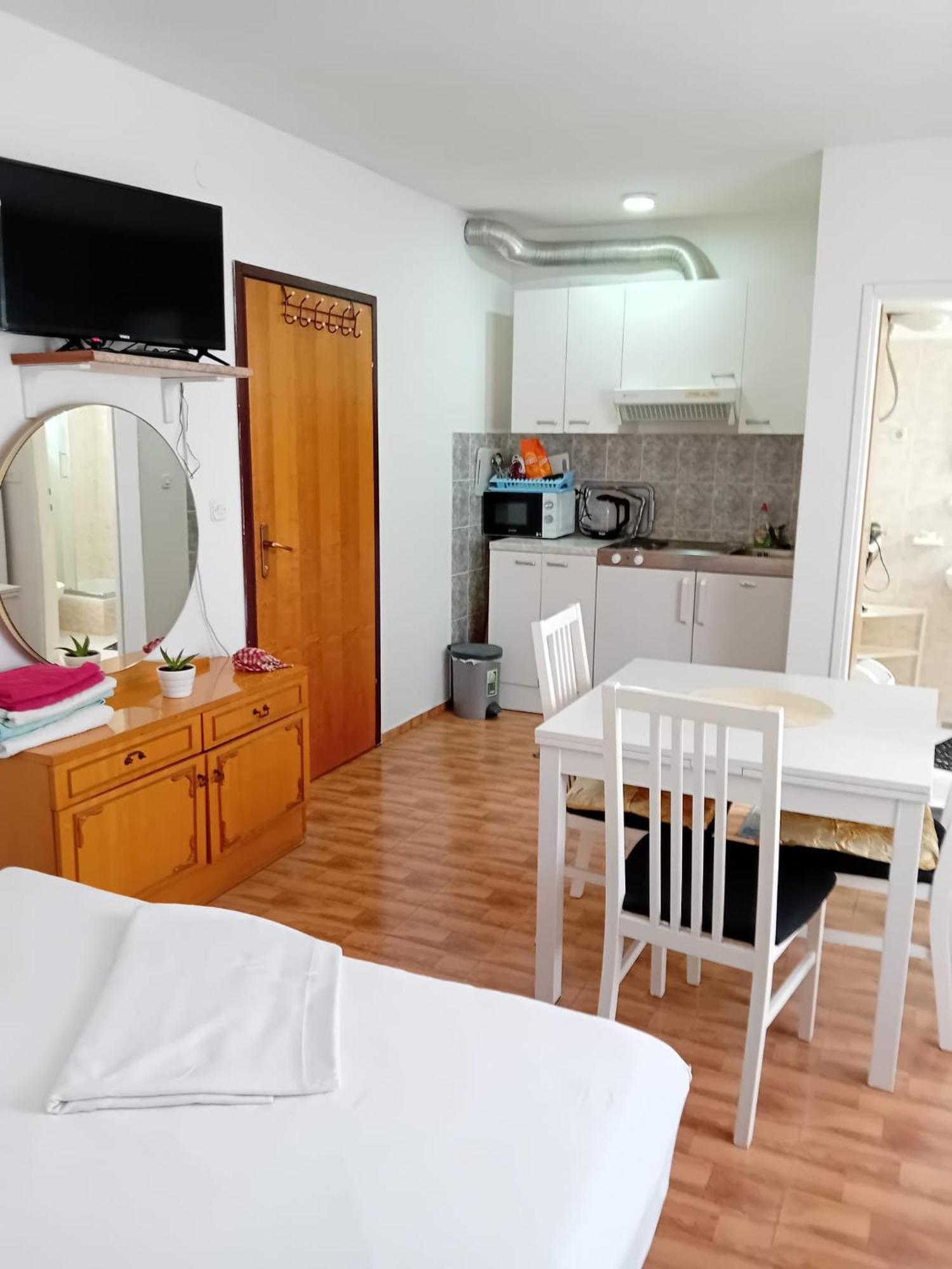 Guest house Butkovic Hvar Town